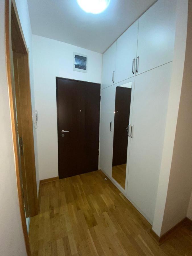 Adrianna Apartment City Kvart بودغوريتْسا المظهر الخارجي الصورة