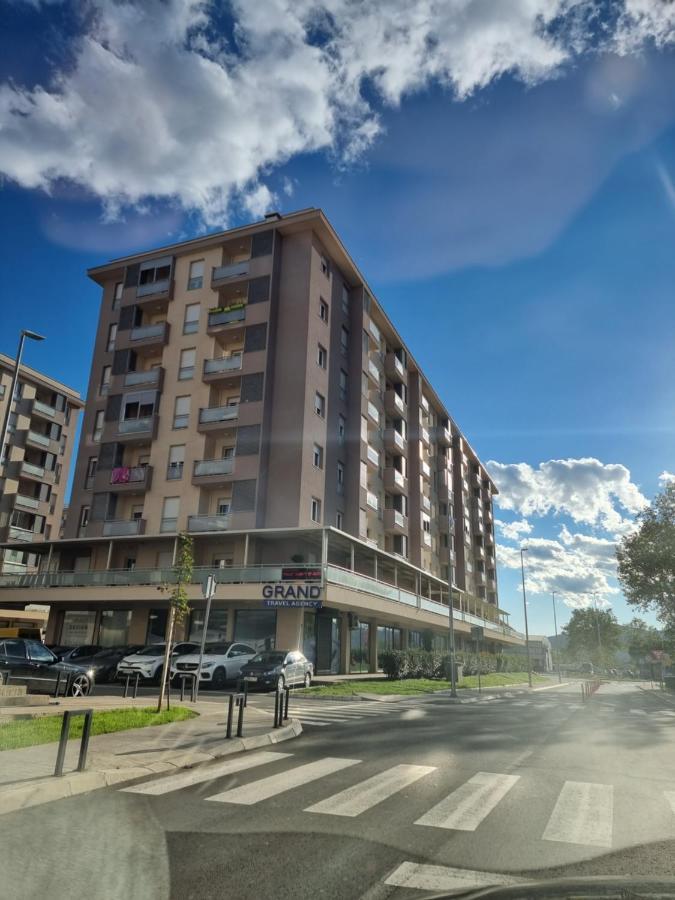 Adrianna Apartment City Kvart بودغوريتْسا المظهر الخارجي الصورة